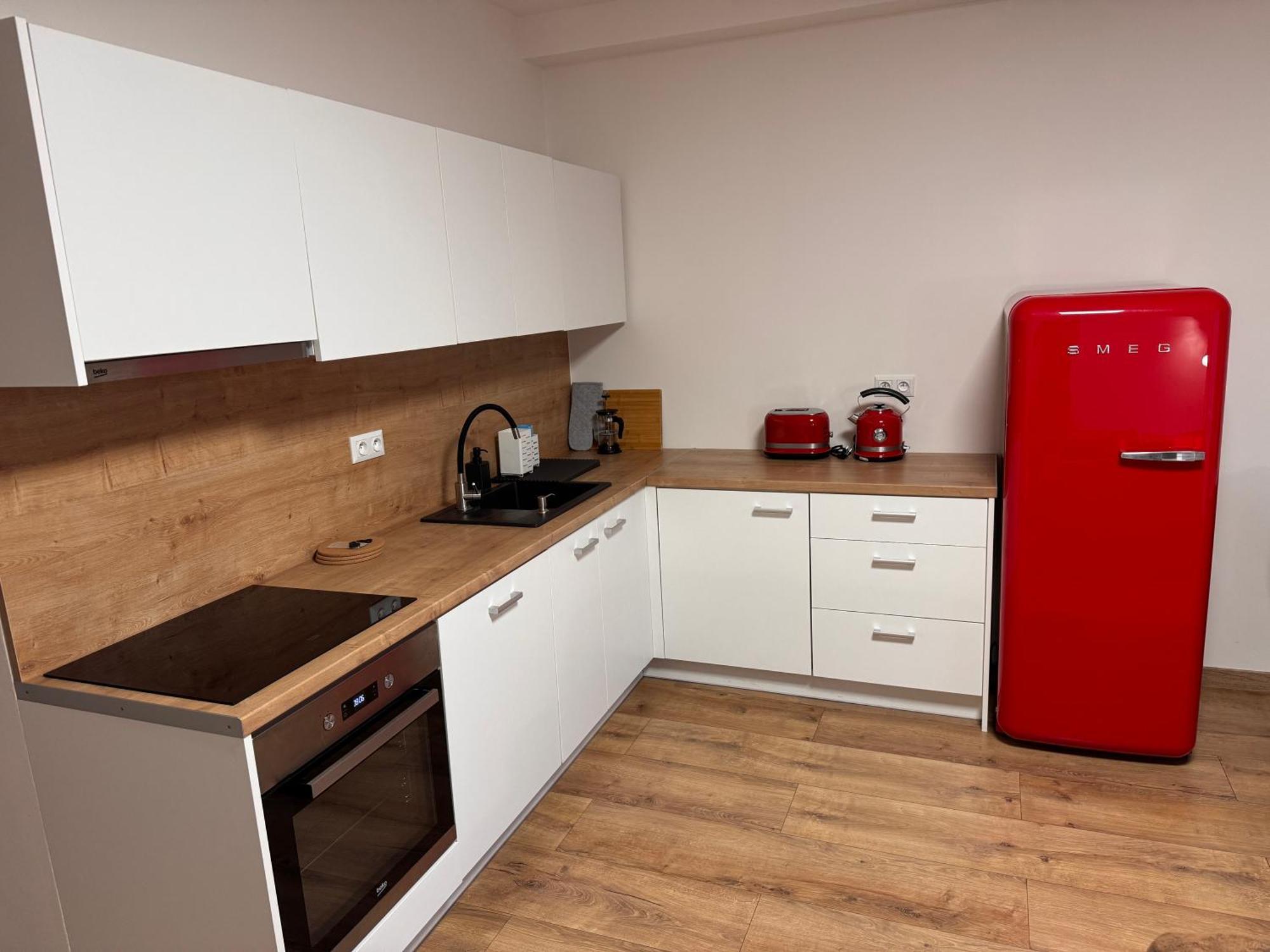 Apartment Hotel Stud Mb Ostrava Eksteriør billede